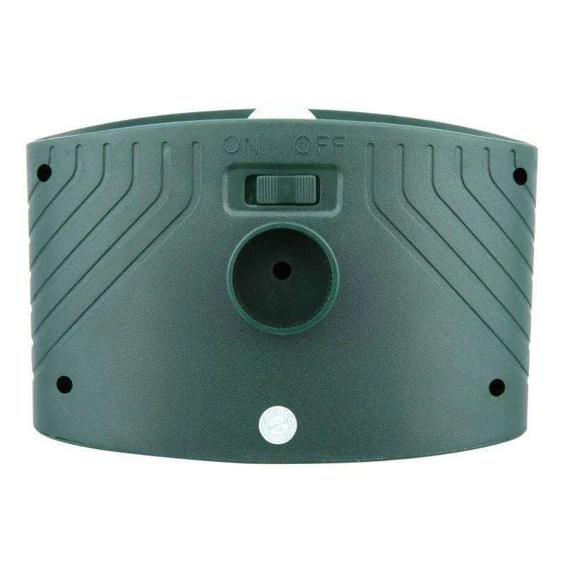 Velvaro Solar Deer Repeller 4-Pack