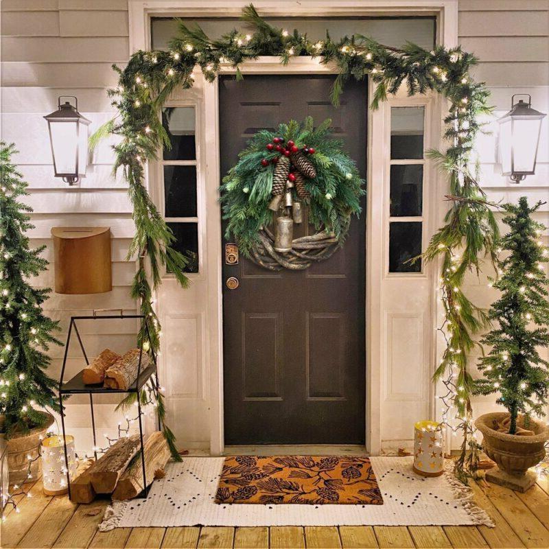 Velvaro Farmhouse Christmas Wreath