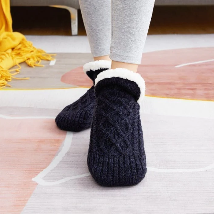 Velvaro Indoor Non-Slip Thermal Socks