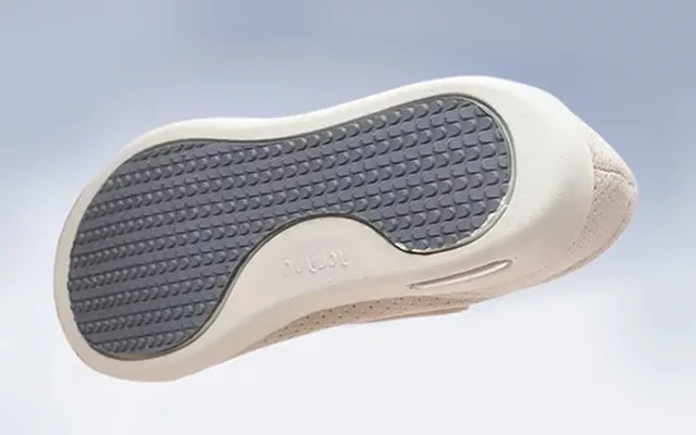Velvaro Wide Diabetic Shoes Swollen Feet