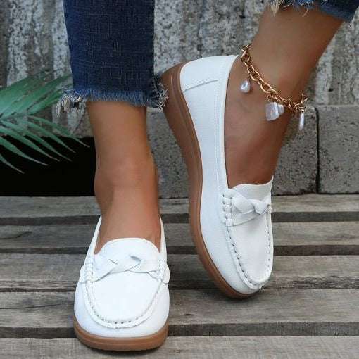 Velvaro Women's Soft Leather Loafer
