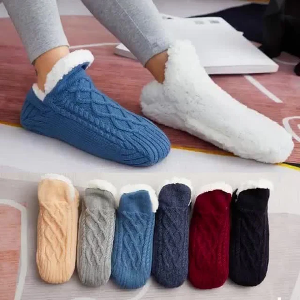 Velvaro Indoor Non-Slip Thermal Socks