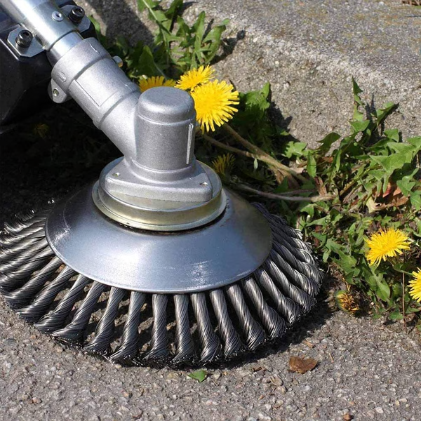 Velvaro Carbon Steel Garden Weed Brush Trimmer